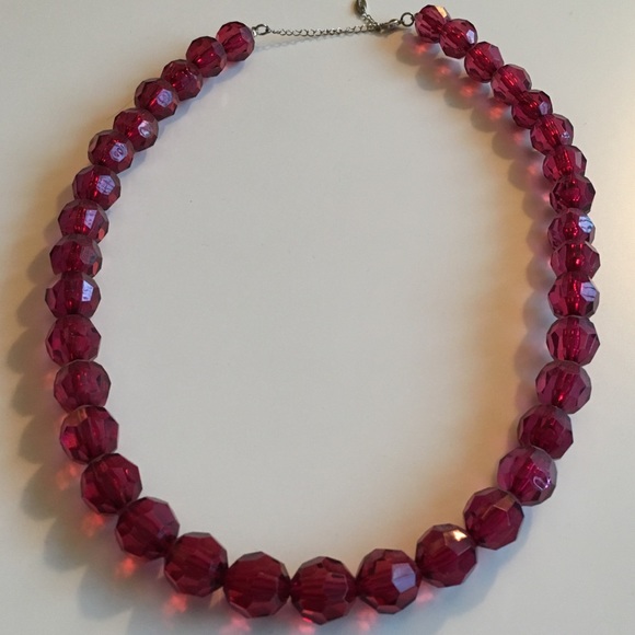 - - Maroon Beaded Necklace - Picture 2 of 4